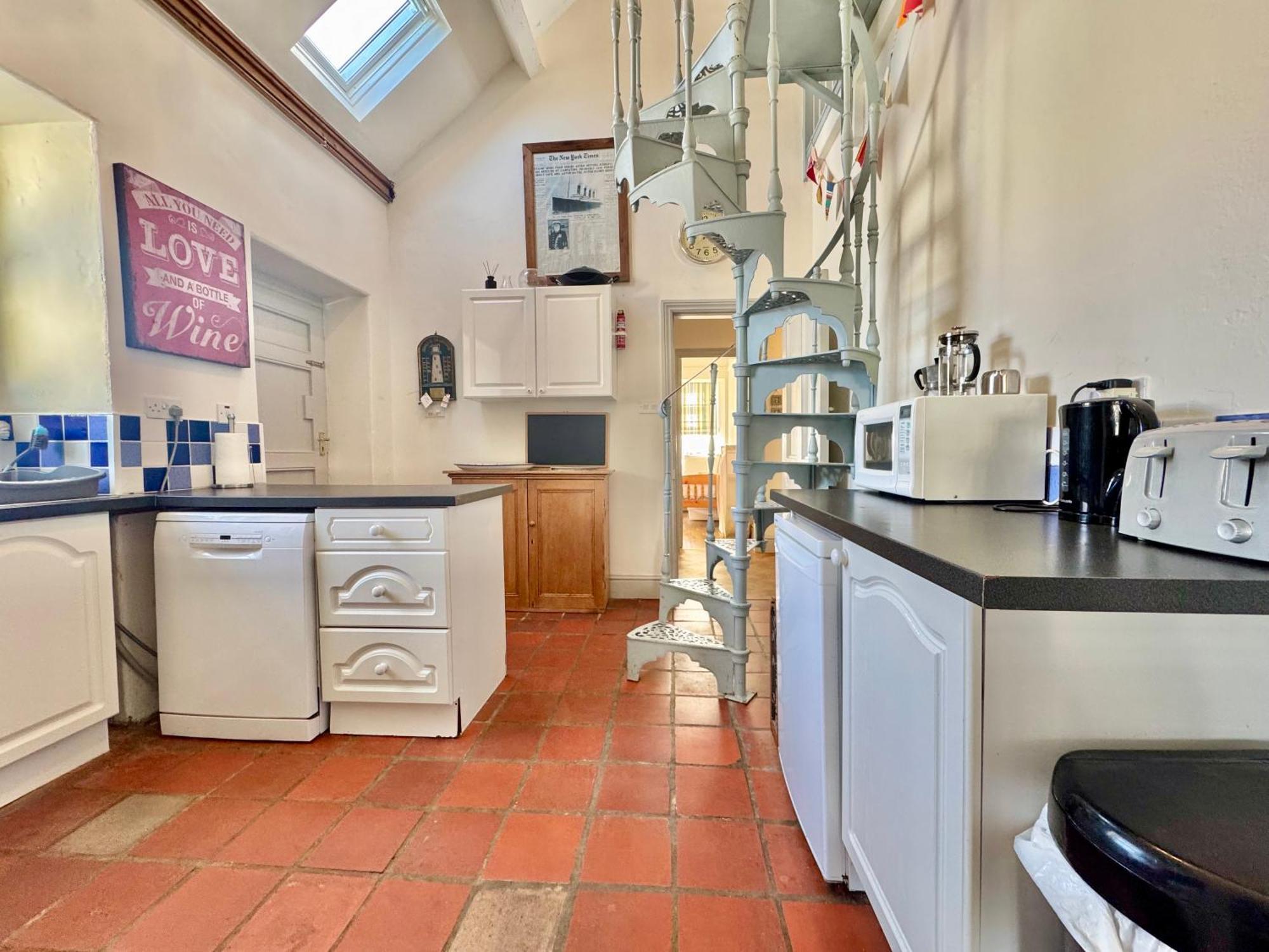 The Crest- 4 Bed Sea View -trearddur Bay Trearddur